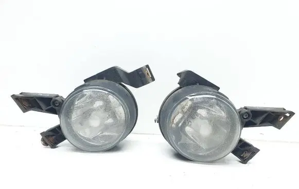 Volkswagen New Beetle Front fog light