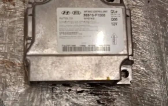 KIA Sportage Airbag control unit/module 95910F1000 631601600