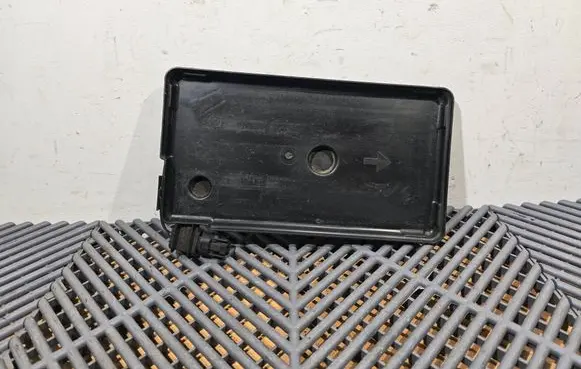 Lexus RX 330 - 350 - 400H Battery tray 7445048030