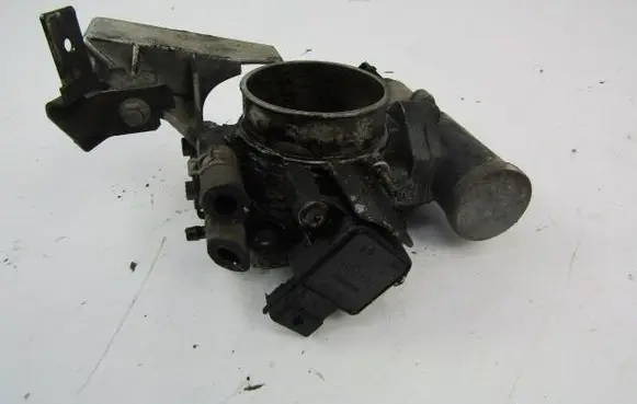 Opel Astra G Electric throttle body valve 90411546