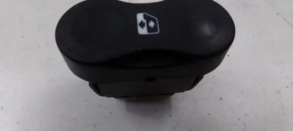 Dacia Logan I Electric window control switch