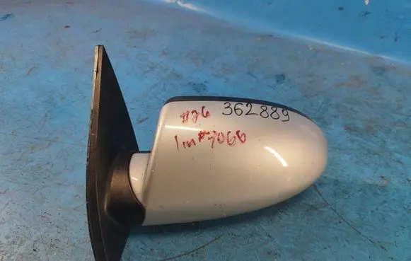 Hyundai Accent Rear view mirror (interior) 876101E510