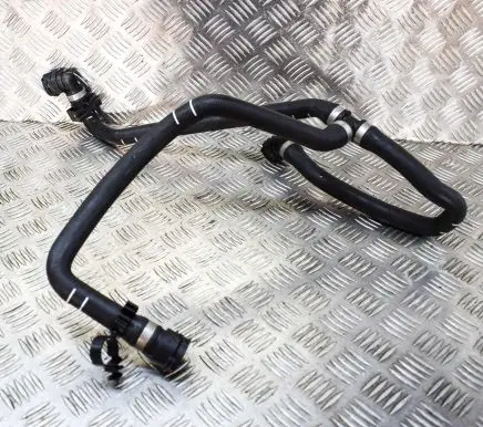 Mercedes-Benz Sprinter W907 W910 Engine coolant pipe/hose A9105011400