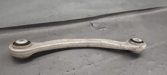Mercedes-Benz C W204 Rear control arm 20409