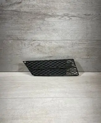 BMW 5 E60 E61 Front bumper lower grill 7178098 11460915 7178100