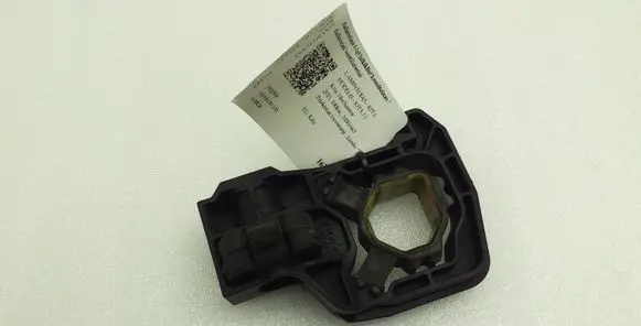 BMW 5 F10 F11 Radiator mount bracket 7575247 17117575247