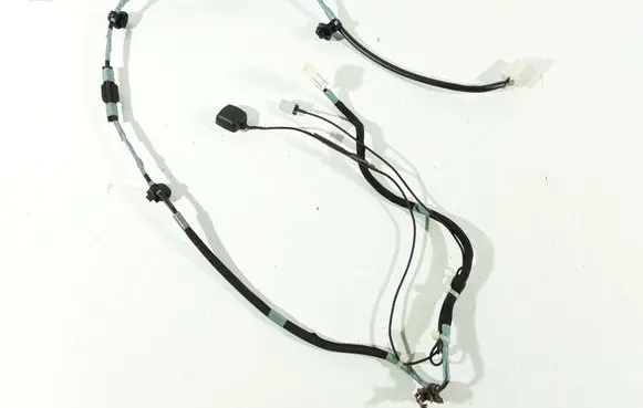 Toyota Prius+ (ZVW40) Sound system wiring loom 8610147290 2713