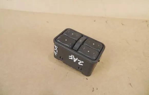 Opel Zafira A Electric window control switch 13363401 09L07002 90561086