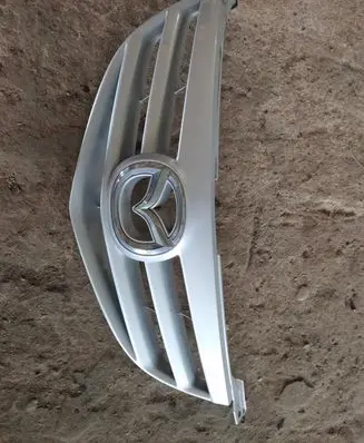 Mazda 3 I Front bumper upper radiator grill