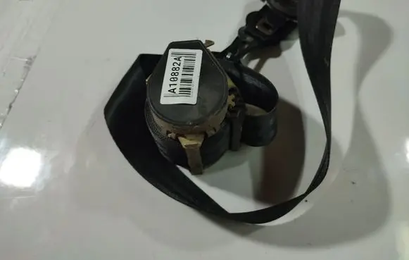 Citroen C8 Middle seatbelt (rear) A508366