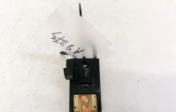 Audi A4 S4 B5 8D Fuse 8A0937530