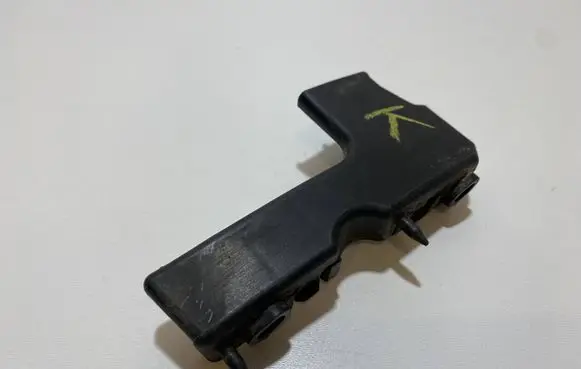 Audi A4 S4 B7 8E 8H Front bumper mounting bracket 8E0807283E