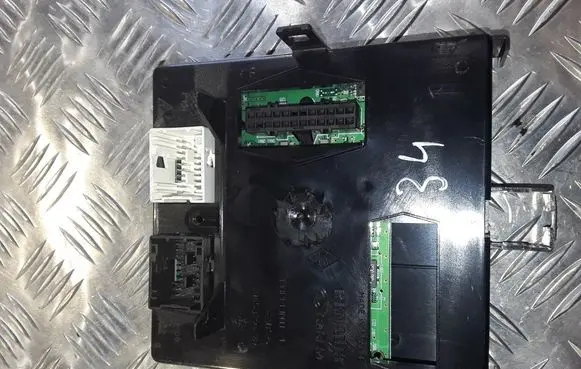 Renault Espace - Grand espace IV Immobilizer control unit/module 8200316854 8200315956 8200283812