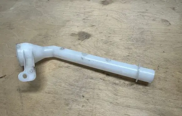 Nissan Qashqai Window washer liquid tank fill tube 001011 011008