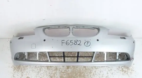 BMW 5 E60 E61 Front bumper 7033694