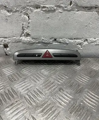 Peugeot 308 Hazard light switch 9659417177