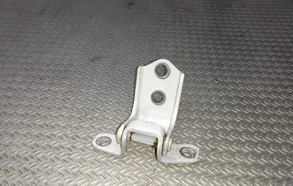 Mazda CX-7 Rear door lower hinge