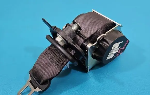 Renault Espace V (RFC) Middle seatbelt (rear) 639896100A IMPRK1606079