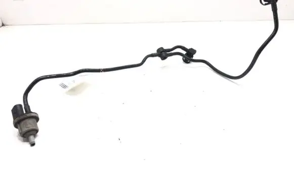 Volkswagen Golf VII Other exterior part 04E133514