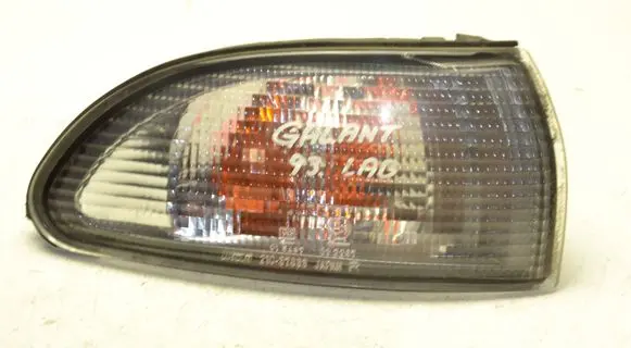 Mitsubishi Galant Front indicator light 915497 015497 012267