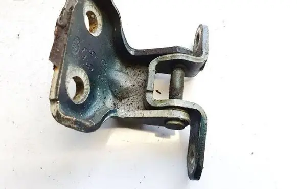 Ford Maverick Front door upper hinge