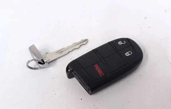 Dodge Durango III Ignition key/card 68066349AC