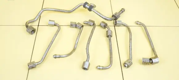 BMW 3 E90 E91 Fuel injector supply line/pipe N53B30A