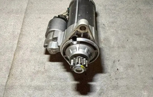 Audi A3 S3 8V Starter motor 02E911024B 13032013 0001179518