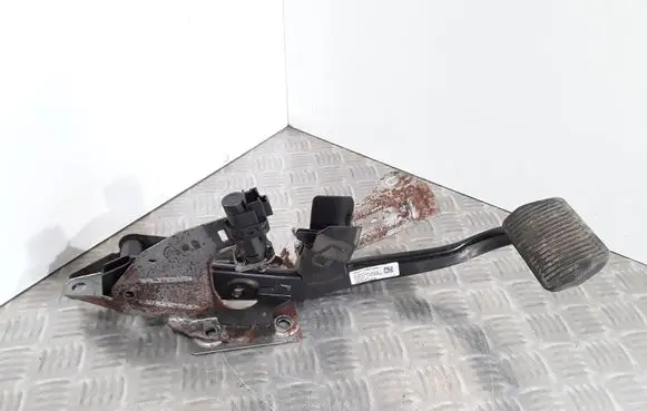 Volvo V50 Brake pedal 4N512467DG 31202371