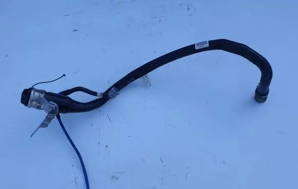 BMW M5 F90 Fuel tank filler neck pipe 8092326