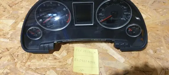 Audi A4 S4 B7 8E 8H Speedometer (instrument cluster) 8E0920950R