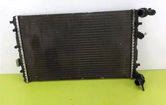 Skoda Fabia Mk1 (6Y) Coolant radiator 6Q0121253L