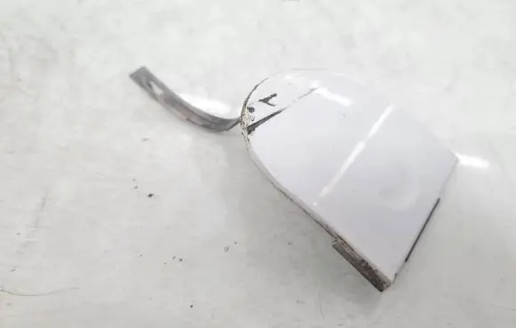 Opel Zafira A Front tow hook cap/cover 90580831