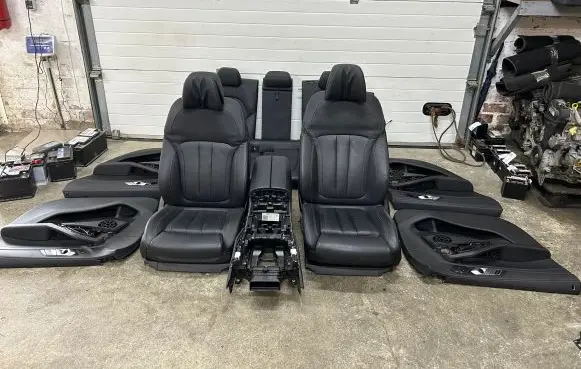 BMW X6 G06 Seat and door cards trim set 9268612