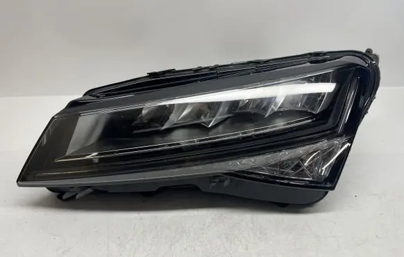 Skoda Superb B5 (3U) Headlight/headlamp 3V1941015C