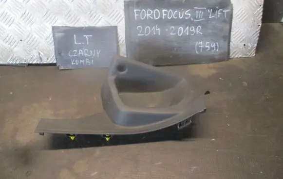 Ford Focus Rear sill trim cover BM51A13245A