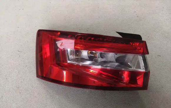 Skoda Superb B8 (3V) Rear/tail lights 3V5945207 00197221 00195129