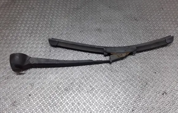 Volkswagen Golf IV Rear wiper blade 1J6955707A