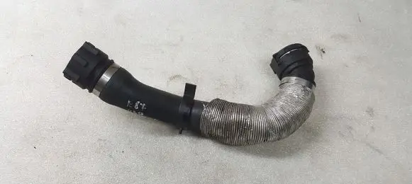 BMW 1 E81 E87 Engine coolant pipe/hose 7533978