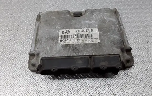 Volkswagen Golf IV Engine control unit/module 038906018BL 0281001845