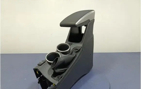 Toyota Verso-S Center console 589190F010