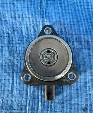 Renault Austral Crankshaft position sensor 237963396R
