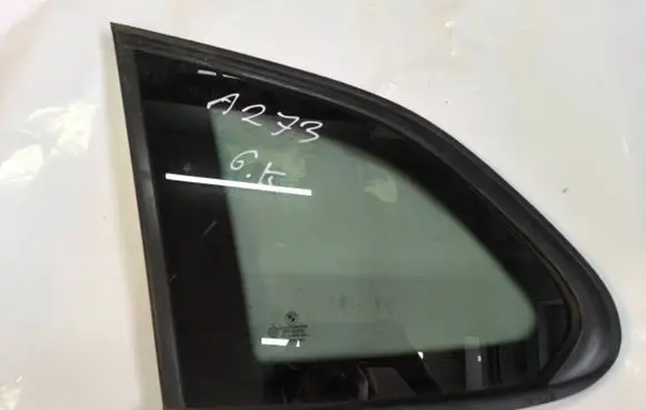 BMW X1 E84 Rear side window