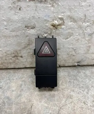 Mercedes-Benz E W212 Hazard light switch A2128207810