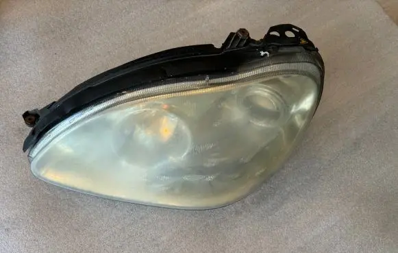Mercedes-Benz S W220 Headlight/headlamp A2208202361 2208202361
