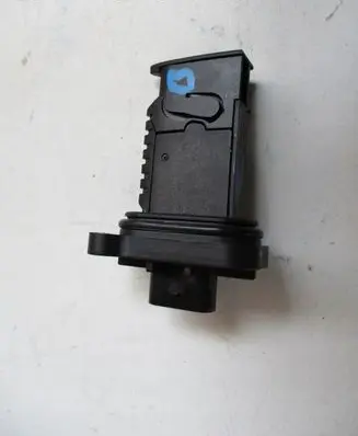 BMW 2 Active Tourer U06 Mass air flow meter 7662038