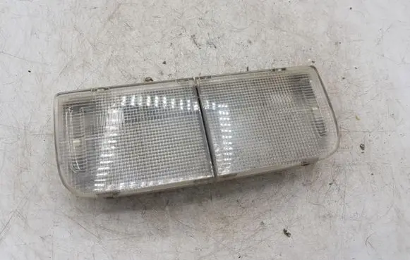 Honda Accord Front seat light NOCODE