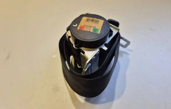 Skoda Octavia Mk2 (1Z) Rear seatbelt 1Z0857447C 602036200C
