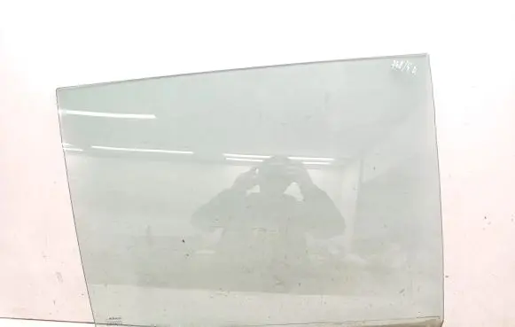 Renault Espace IV Rear door window glass 43R000929 AS2 M34