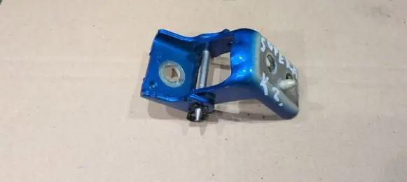 Peugeot 2008 II Front door upper hinge 